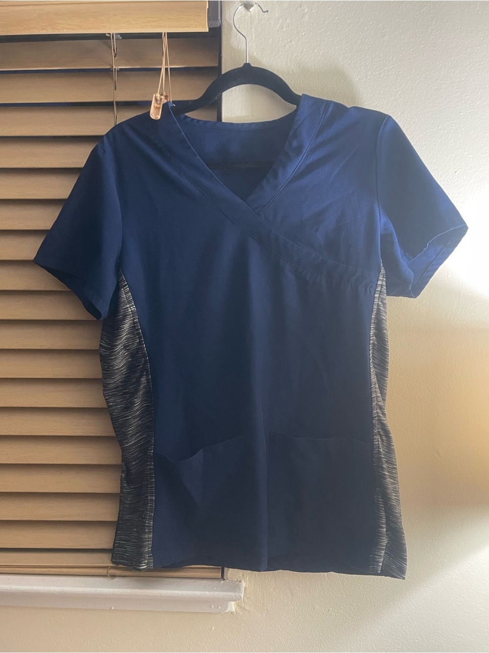 Women's Navy V-Neck Scrub Top with Heather Side Panels size medium